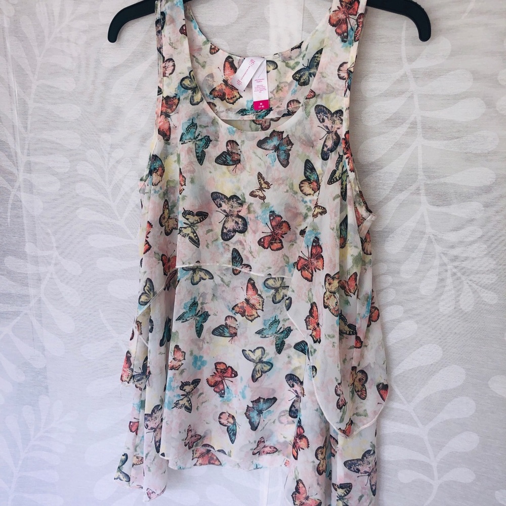 Flowy sleeveless top with butterflies